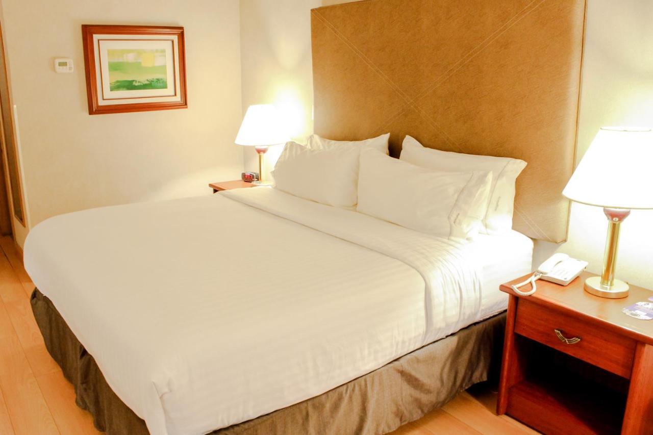 Holiday Inn Express Chihuahua By Ihg Dış mekan fotoğraf