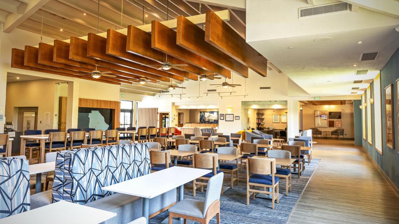 Holiday Inn Express Chihuahua By Ihg Dış mekan fotoğraf