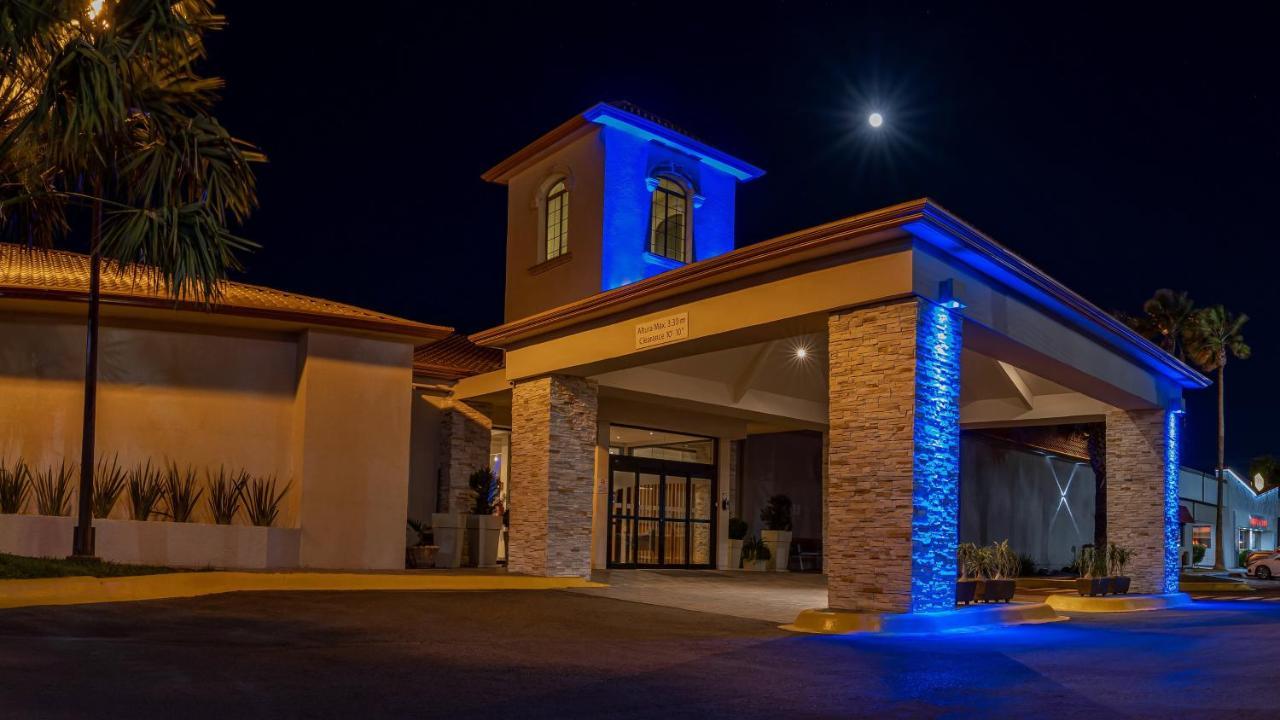 Holiday Inn Express Chihuahua By Ihg Dış mekan fotoğraf